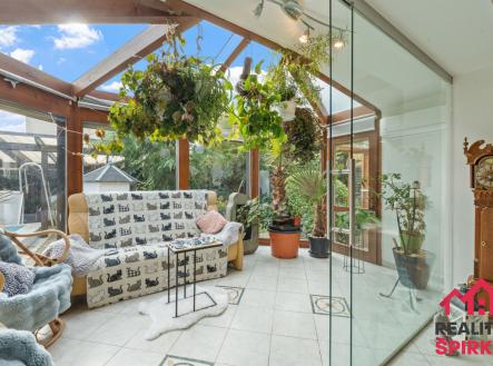 Prodej - dům/vila, 275 m²