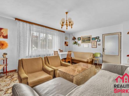 Prodej domu 6 plus 1, Domy, okr. Blansko, Deštná, Reality Špirka, makléř Jiří Ducháček | Prodej - dům/vila, 165 m²