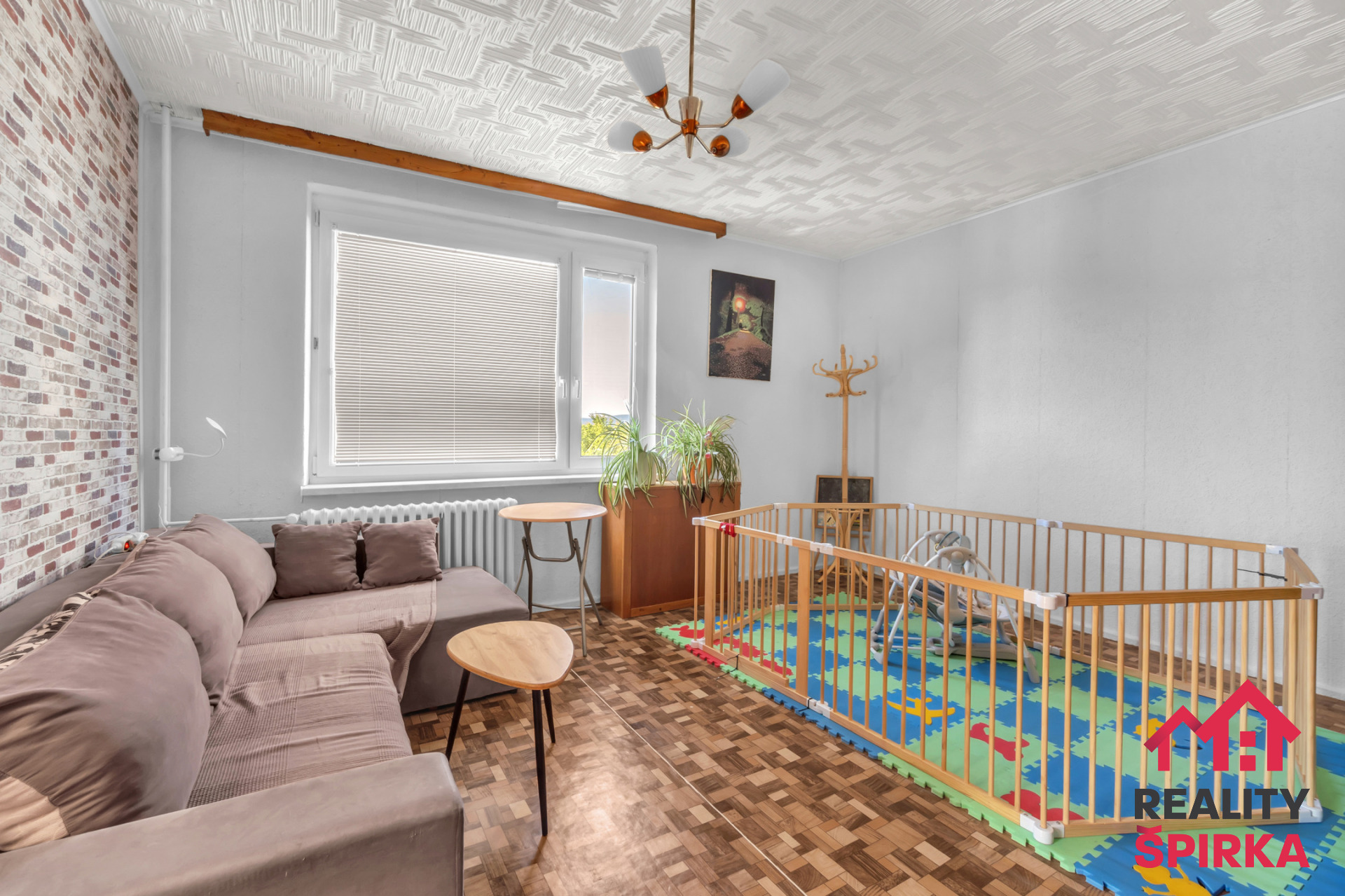 Prodej bytu 4+1, zasklená lodžie, balkon, sklep, CP 87 m², ul. Západní, Moravská Třebová