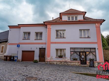 Pronájem - obchodní prostor, 57 m²