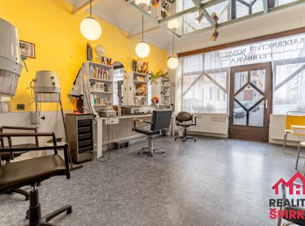 Pronájem - obchodní prostor, 57 m²