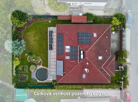 . | Prodej - dům/vila, 220 m²