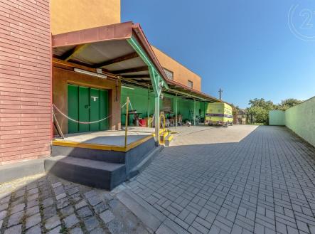 . | Prodej - obchodní prostor, 630 m²