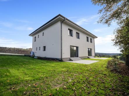 . | Prodej - dům/vila, 145 m²