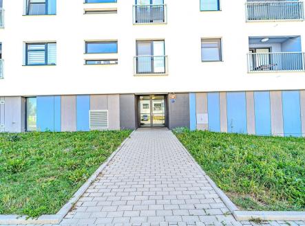 . | Prodej bytu, 2+kk, 80 m²