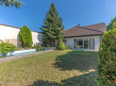 . | Prodej - dům/vila, 234 m²