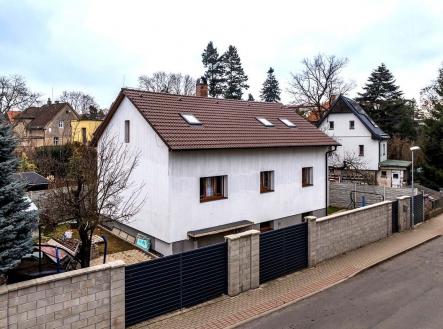 . | Prodej - dům/vila, 200 m²