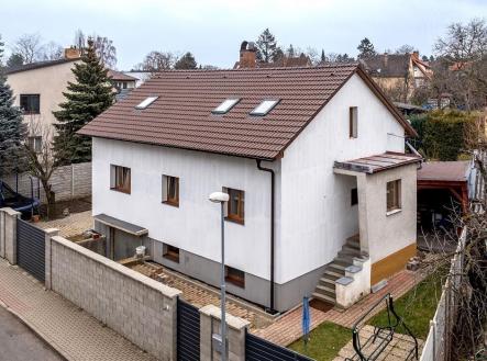 . | Prodej - dům/vila, 200 m²