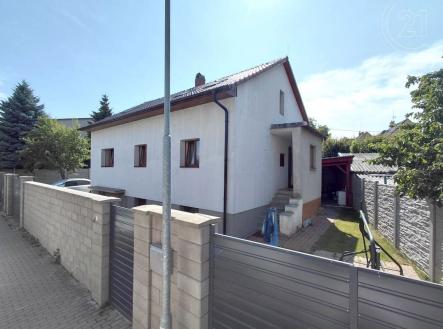 . | Prodej - dům/vila, 200 m²