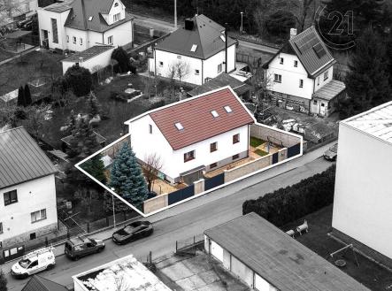 . | Prodej - dům/vila, 200 m²