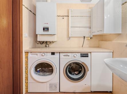 . | Prodej bytu, 3+kk, 67 m²