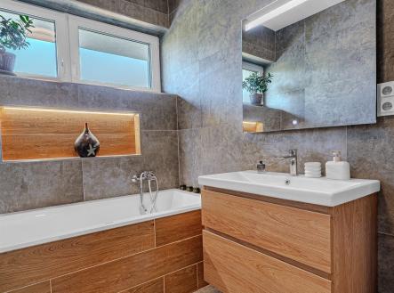 . | Prodej - dům/vila, 135 m²