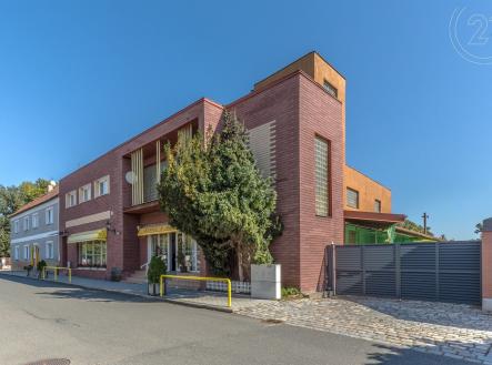 . | Prodej - obchodní prostor, 630 m²
