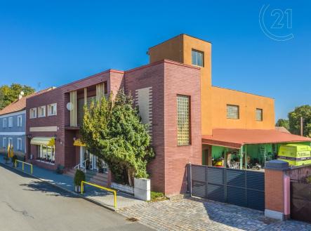 . | Prodej - obchodní prostor, 630 m²