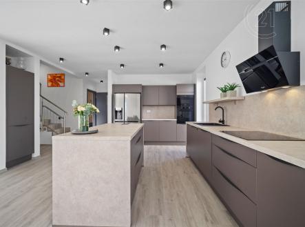 . | Pronájem - dům/vila, 145 m²