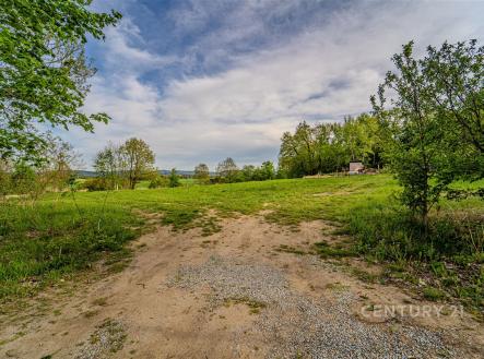 . | Prodej - pozemek pro bydlení, 1 956 m²
