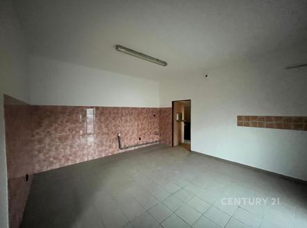 . | Pronájem - obchodní prostor, 45 m²