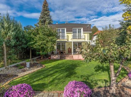 . | Prodej - dům/vila, 198 m²