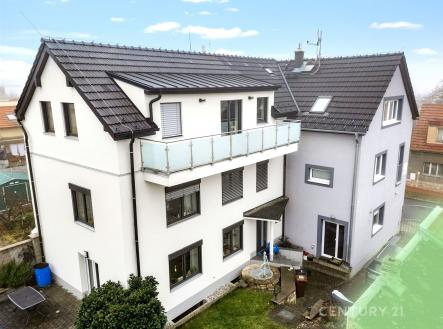 . | Prodej - nájemní dům, 375 m²