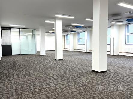 . | Pronájem - kanceláře, 91 m²