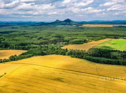 . | Prodej - pozemek pro bydlení, 2 500 m²
