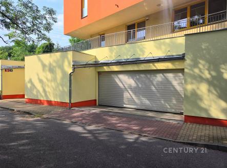 . | Prodej bytu, 3+kk, 92 m²