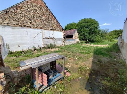 . | Prodej - pozemek, ostatní, 242 m²