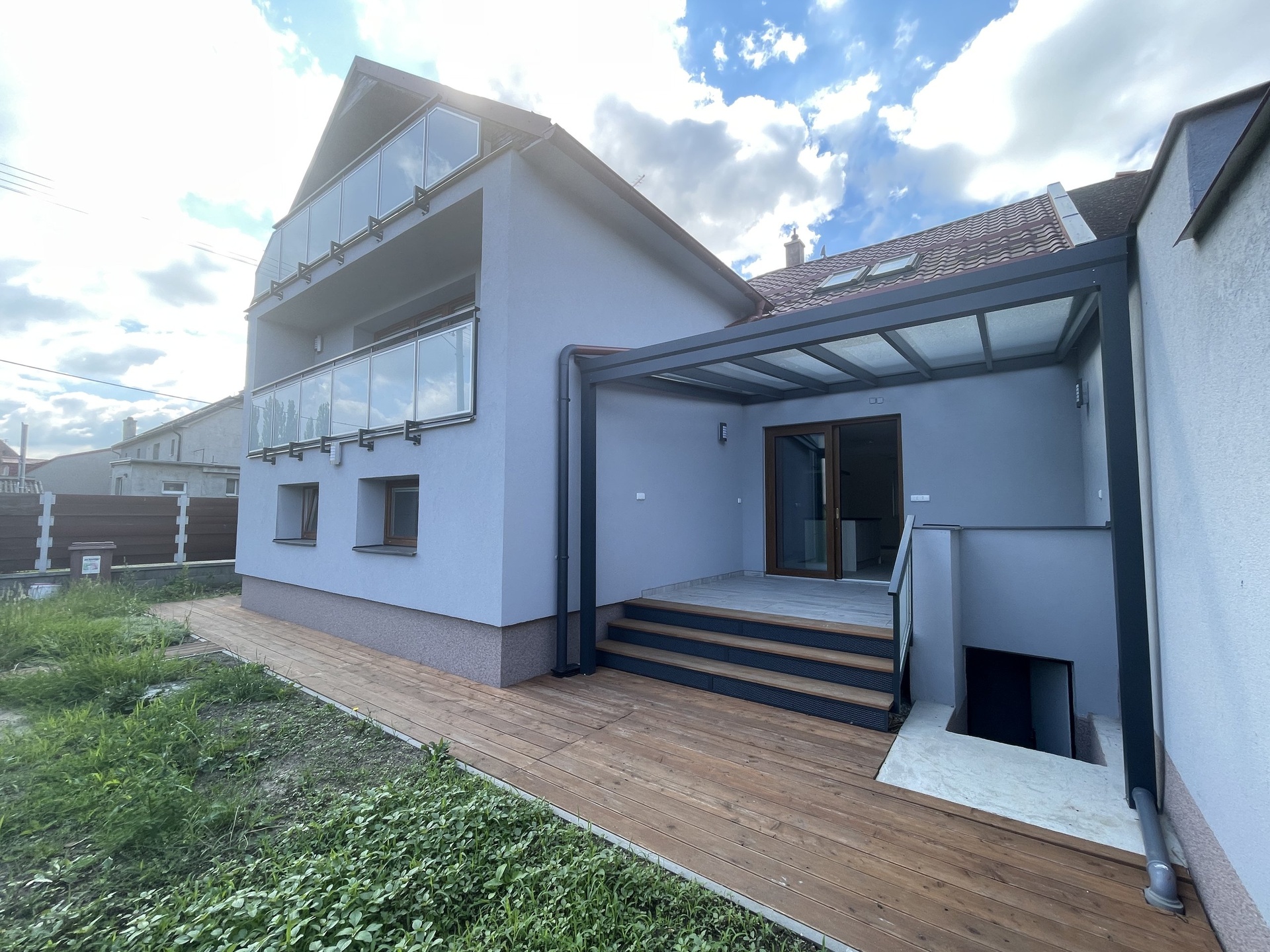 Kompletně zrekonstruovaný rodinný dům s moderním zázemím a zahradou