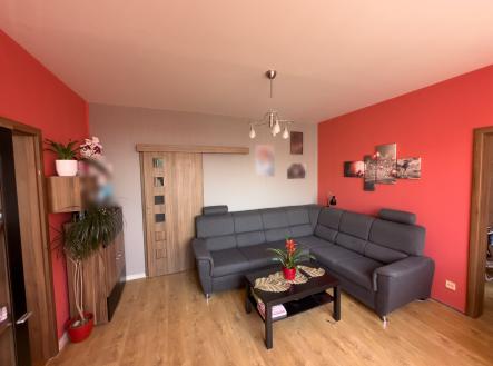 Obývací pokoj 16 m2 | Prodej bytu, 2+1, 43 m²