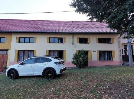 průčelí | Prodej - dům/vila, 127 m²