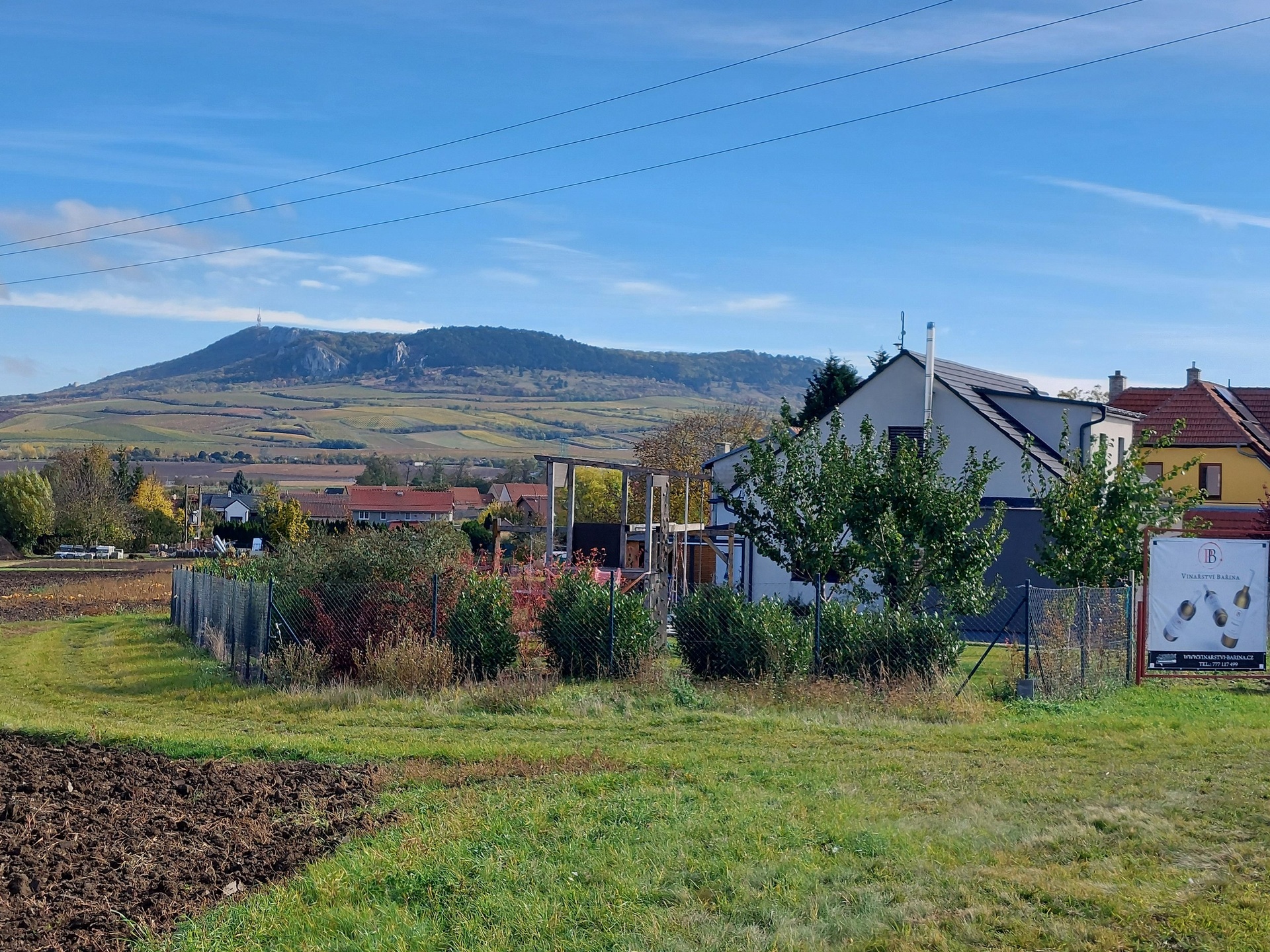 INVESTIČNÍ PŘÍLEŽITOST - stavební parcela v srdci Pálavy – Dolní Dunajovice