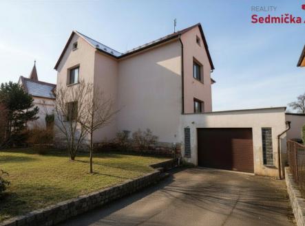 98ab7f81-89ab-4511-b238-2bb42354075d | Prodej - dům/vila, 155 m²