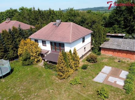 Celkový pohled | Prodej - dům/vila, 230 m²