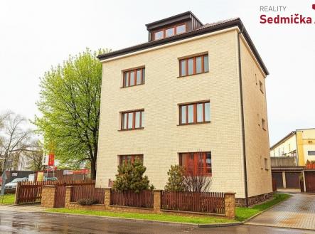 1e900cde-aa4d-4774-82b3-f50e96007651 | Prodej bytu, 3+1, 168 m²