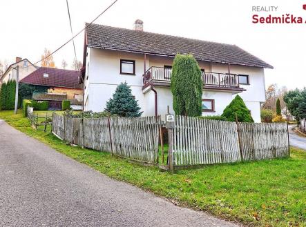 090 | Prodej - dům/vila, 318 m²