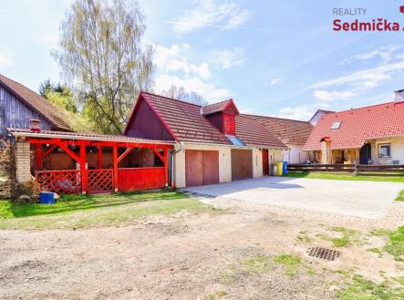 070 | Prodej - dům/vila, 225 m²