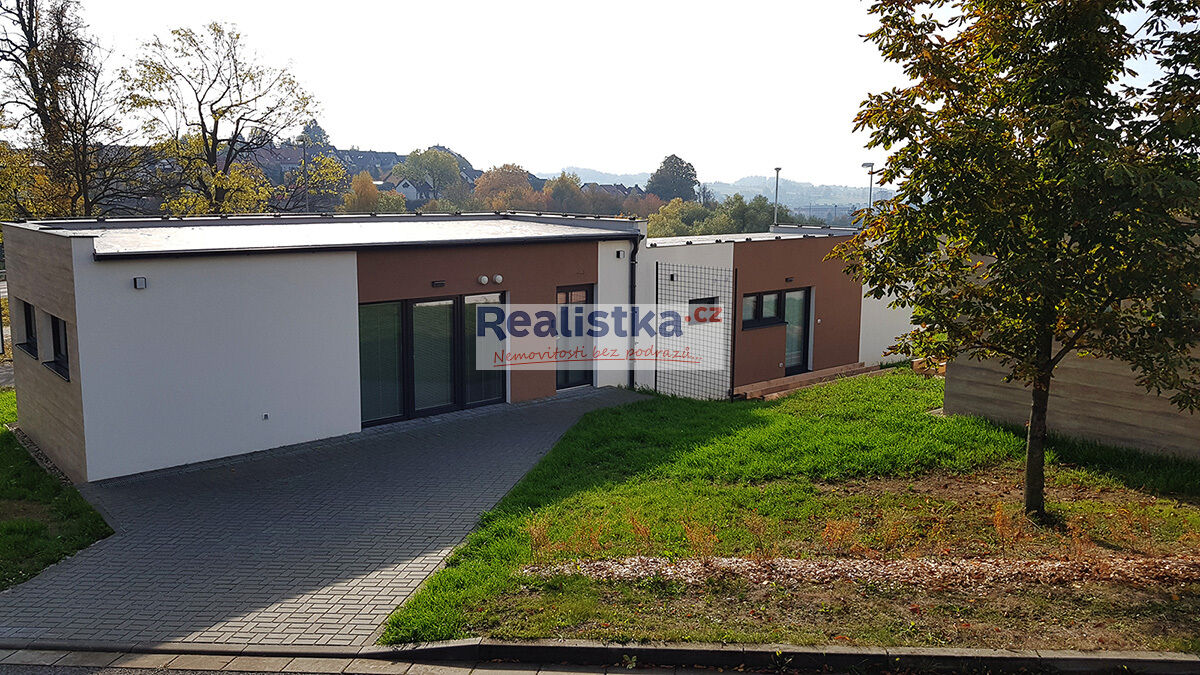 K pronájmu: moderní 2+kk se soukromou terasou