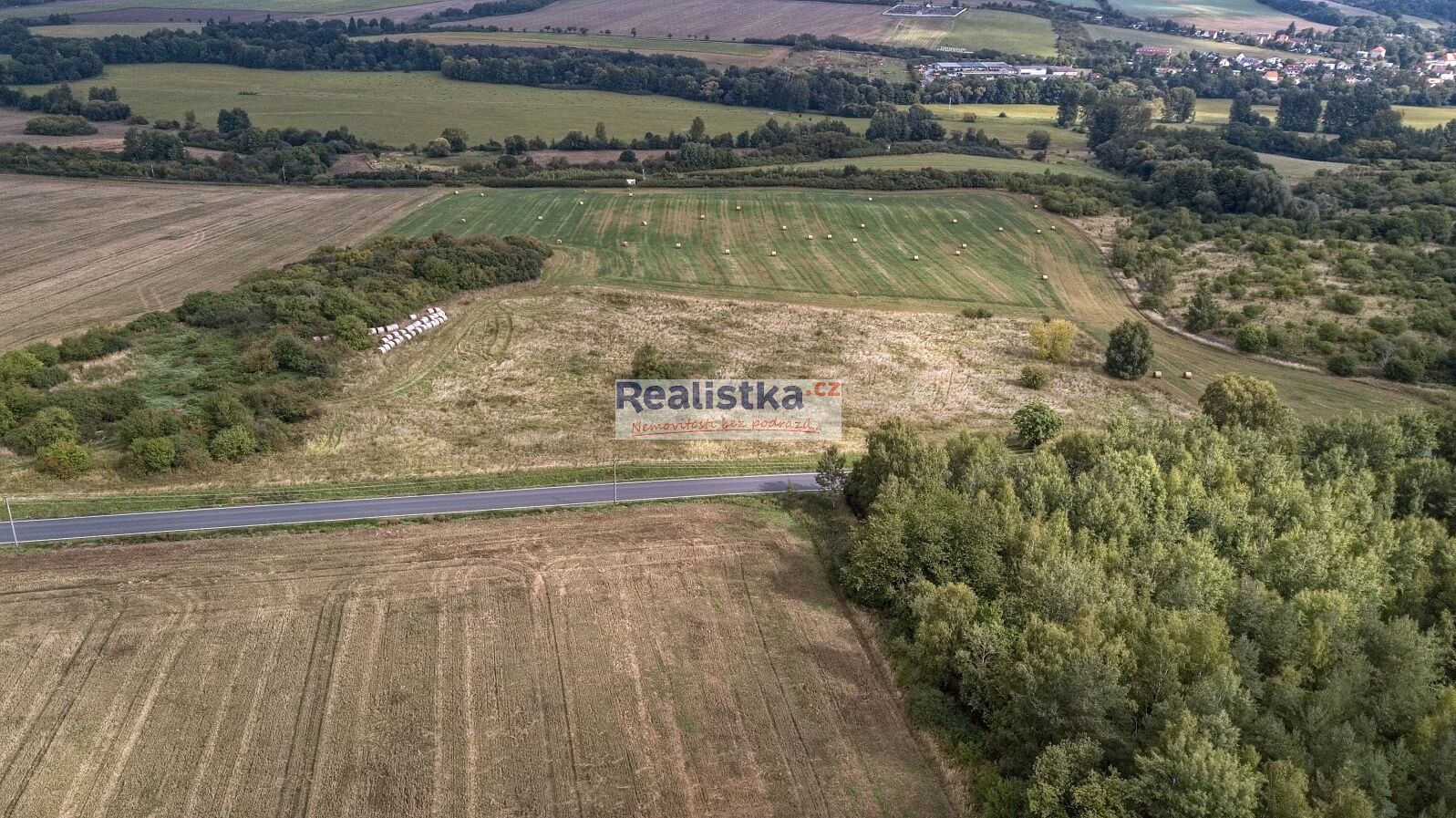 Strategický pozemek 18 000 m² u Plzně – investiční příležitost
