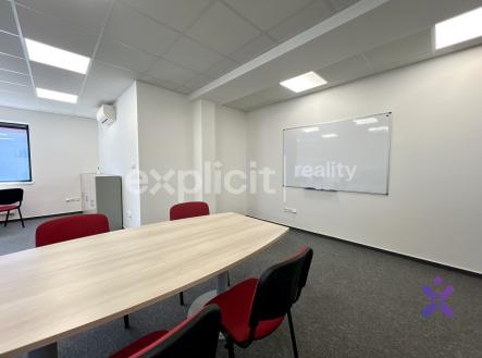 Pronajem kancelare otrokovice 61m okres zlin6 | Pronájem - kanceláře, 61 m²