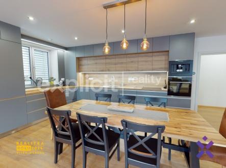 pronajem-byt-4-kk-110-m2-luhacovice-pronajem-byt-4kk-explicit-reality-luhacovice-10-f70cf4 | Prodej bytu, 4+kk, 320 m²