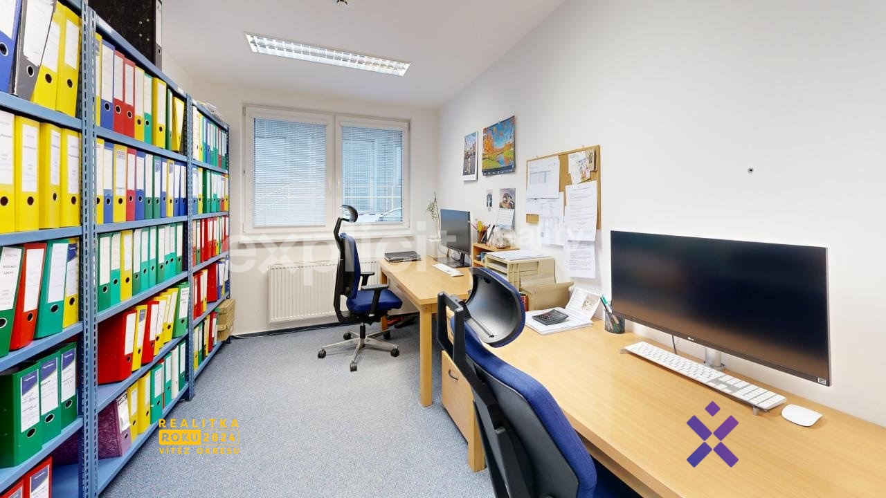 -Kancelarske-prostory-Zlinska-Vizovice--Office 2