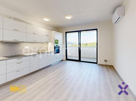 Elektricka-857-Zlin-323-m-Kuchyn-1 | Pronájem bytu, 1+kk, 33 m²