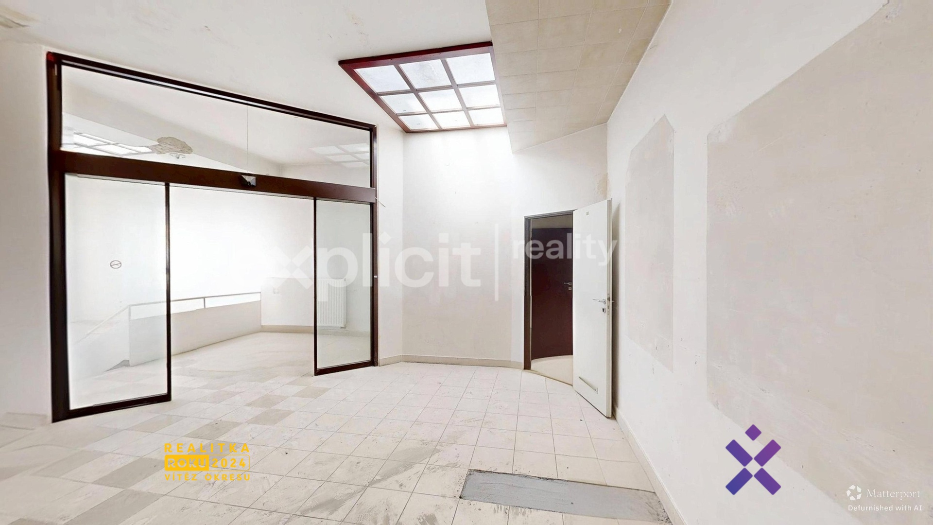 2-Kridlovicka-08312025_075515_defurnished