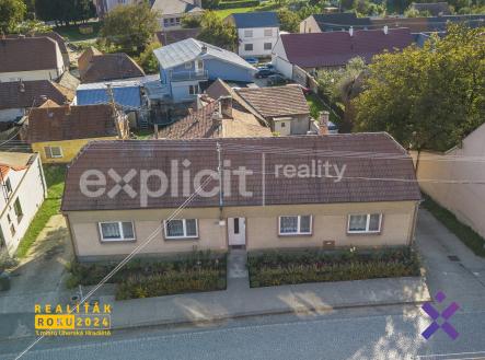 Prodej rodinneho domu 236 m², pozemek 459 m² - Domanin1 | Prodej - dům/vila, 157 m²