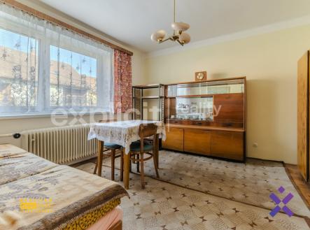Prodej rodinneho domu 236 m², pozemek 459 m² - Domanin3 | Prodej - dům/vila, 157 m²