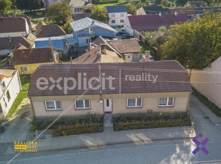 Prodej rodinneho domu 236 m², pozemek 459 m² - Domanin1 | Prodej - dům/vila, 157 m²