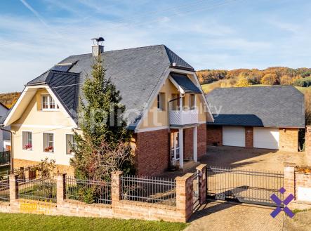 Prodej rodinného domu 234 m², pozemek 998 m² - Provodov | Prodej - dům/vila, 234 m²