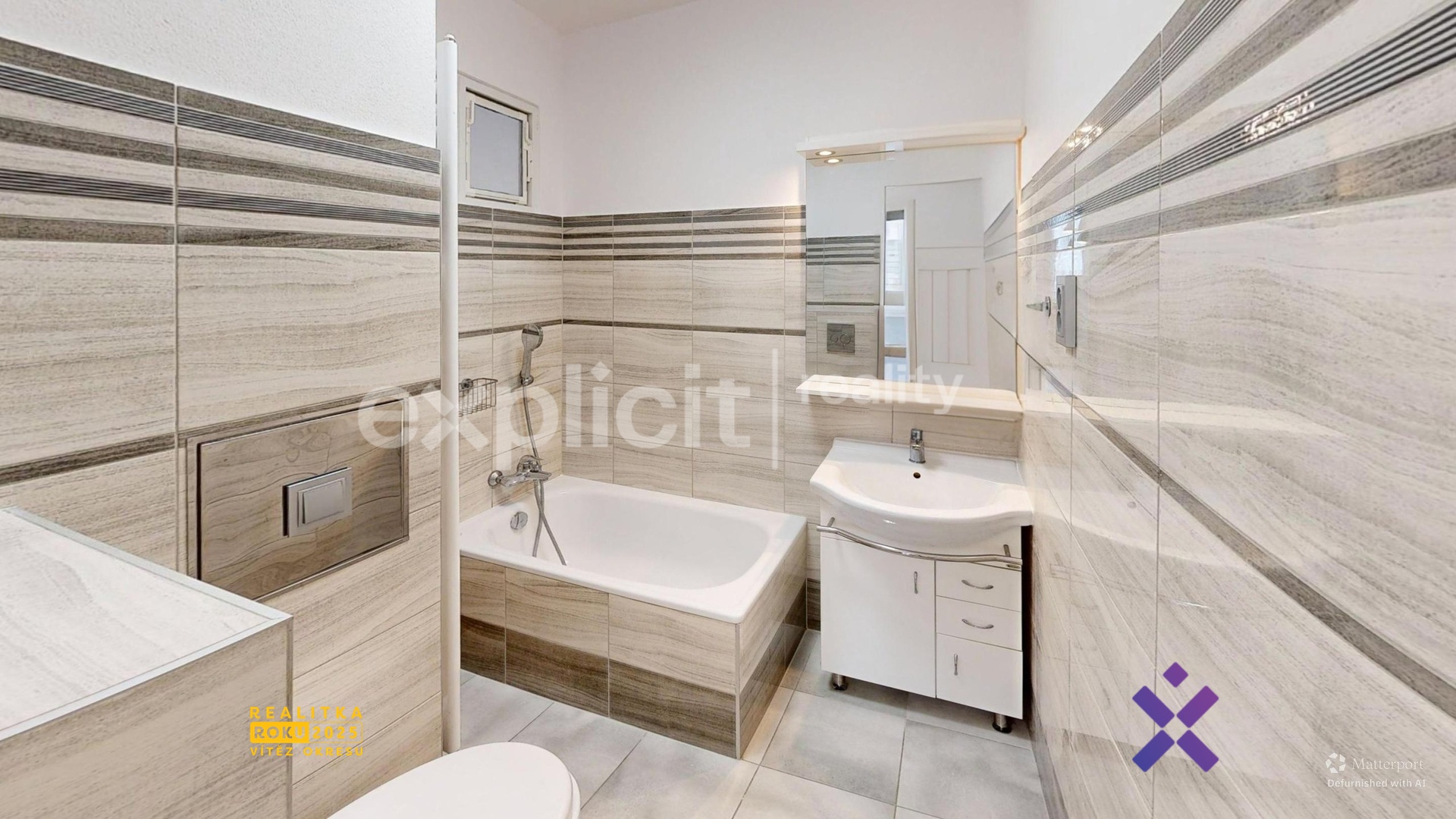 4308-Dlouha-Bathroom-Defurnished