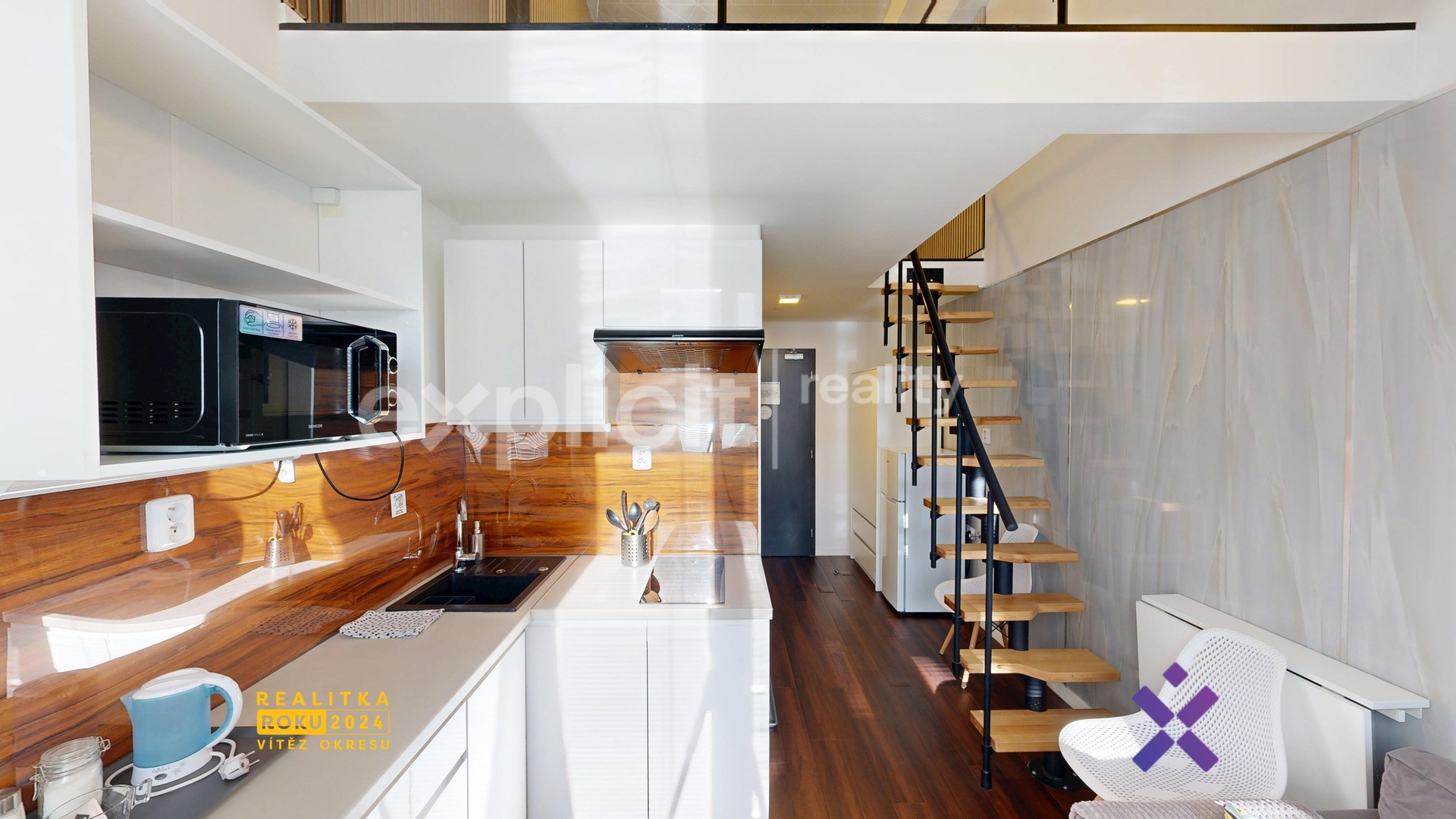 Pronajem-atelieru-Block-96-108-11102025_213235