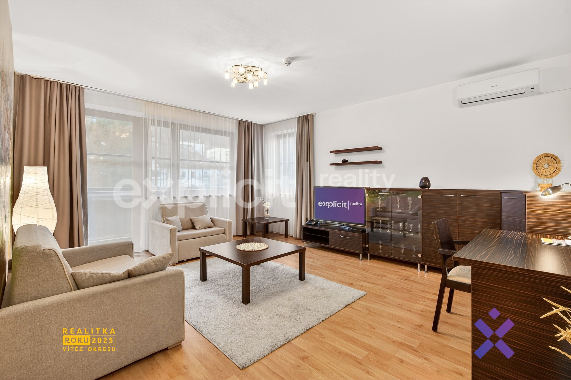 Tomáš Batík, Explicit reality, Prodej bytu 2+1 83 m², Luhačovice